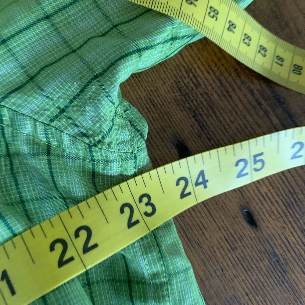 Marmot Eldridge Short Sleeve Green Windowpane Plaid Camp Shirt Sz L - Picture 6 of 9